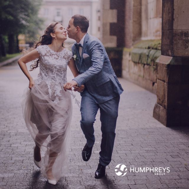 At The Humphreys Group, we understand the significance of your wedding and we wish you a beautiful celebration that you’ll look back on with fondness for the rest of your life. However, we also wish you a lifetime of financial stability. Don’t sacrifice one for the other. We dive into financing a wedding via the link in our bio. #financialplanning #weddingplanning
